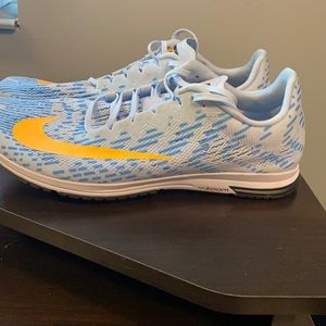 Nike Air zoom streak LT 4